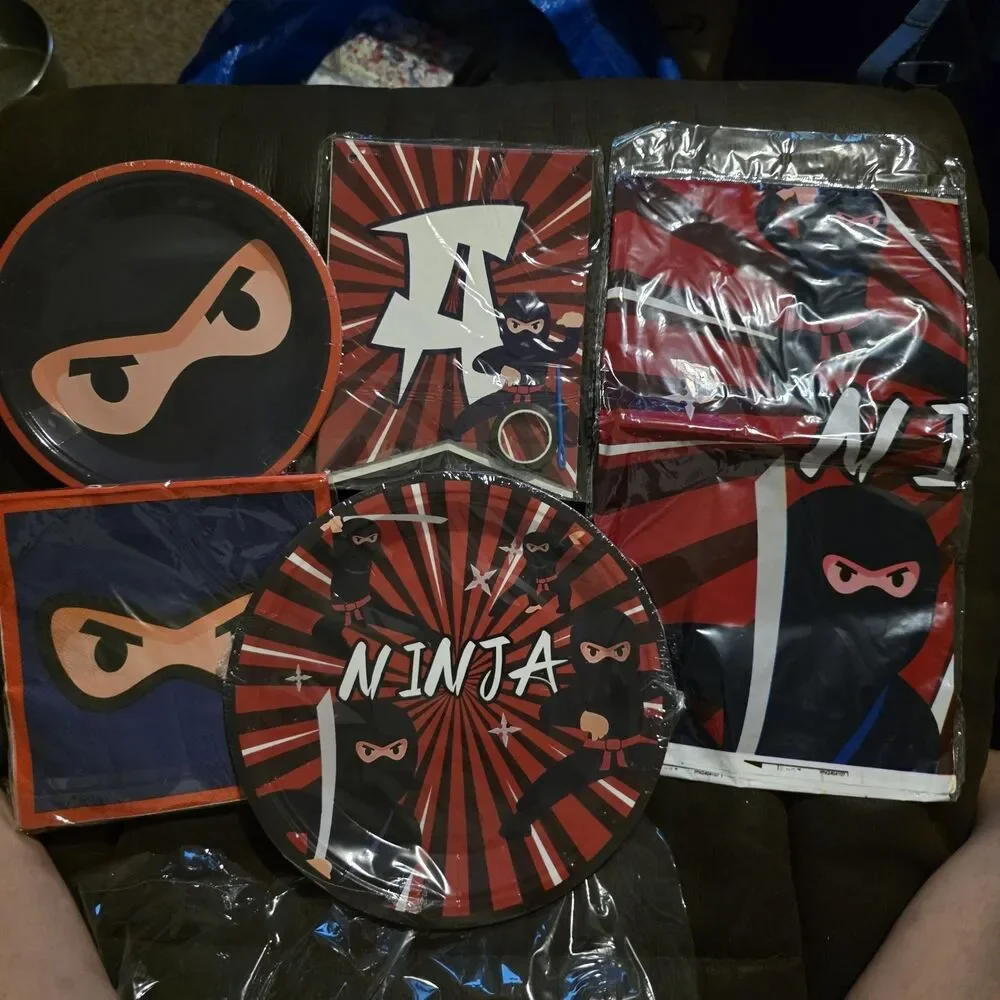 Ninja Birthday Party Decoration Set For 8 Guests Warrior Banner Tablecloth NEW